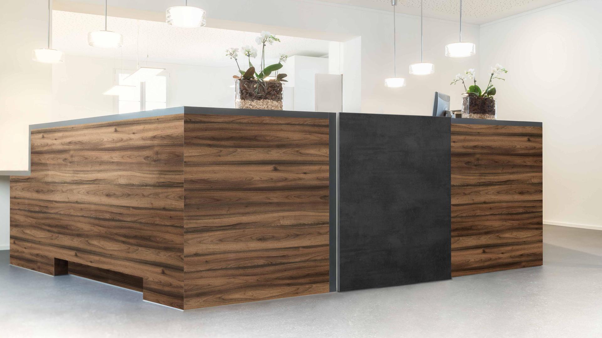 ABS Kantenband Kaindl 32339 Noten Tortona AN, Structuur W-88 23X0,8MM