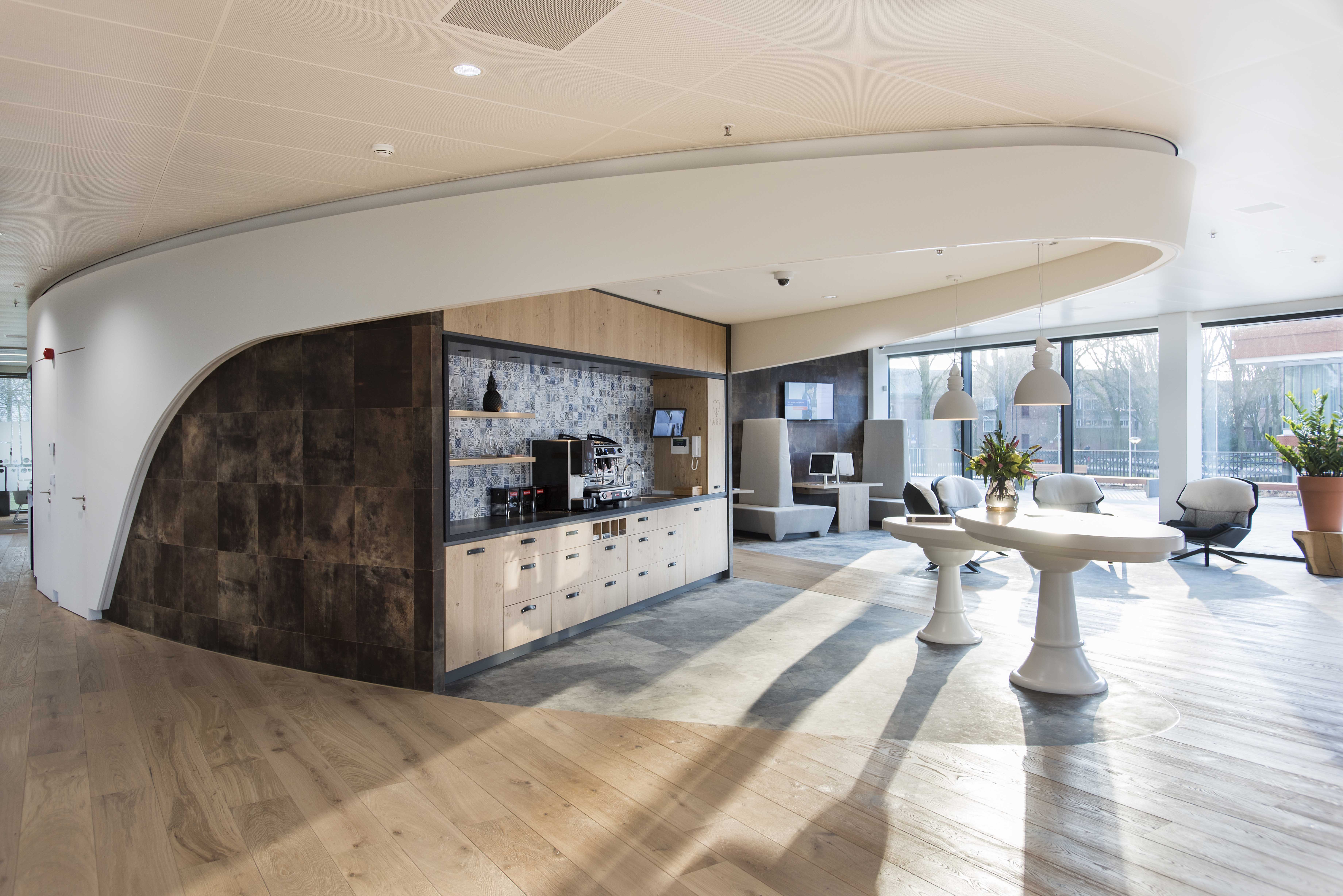 Kaindl Charismo/Mismatch MDF Gefineerd Pippy Eiken Cluster N/NB transparant verlijmd 2800X2070X19MM